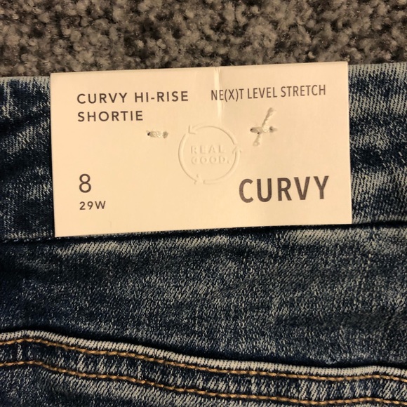 American Eagle Curvy High-Waisted Denim Shorts Size 8 NWT - Picture 6 of 6